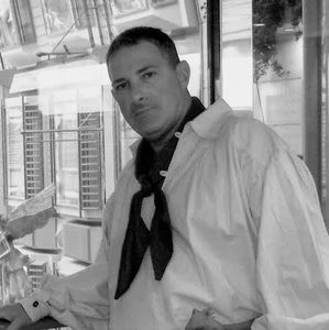 Meet your Posher, Christopher